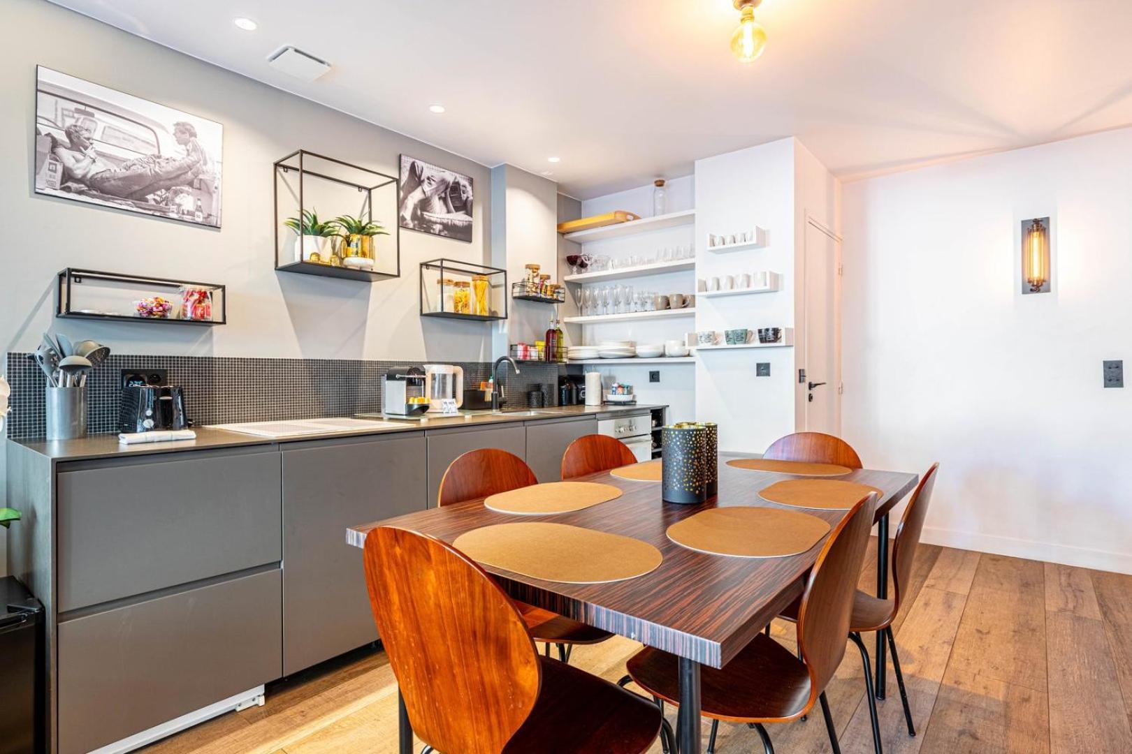 Modern Family Apartment Next To The Eiffel Tower ปารีส ภายนอก รูปภาพ